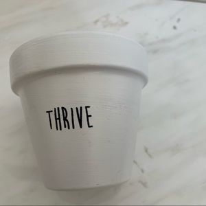 Thrive planter